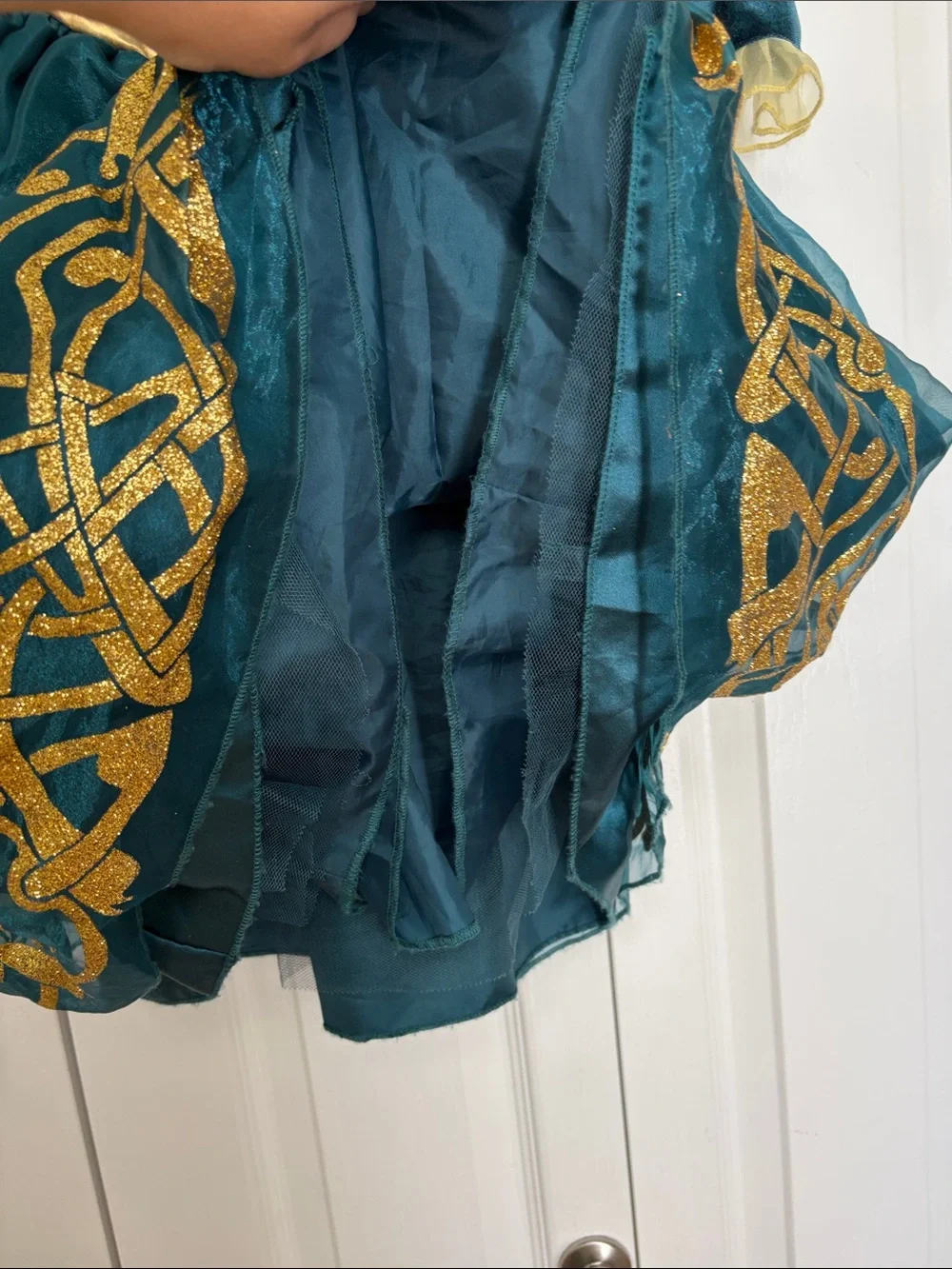 Disney Store Parks Brave Merida Green and Gold Princess Costume Dress 4